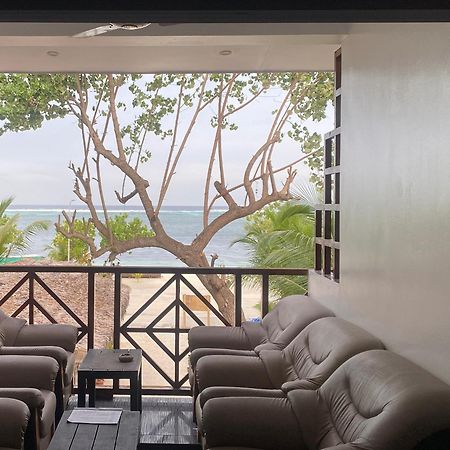 Elysian Hideaway Hotel Maafushi Ngoại thất bức ảnh